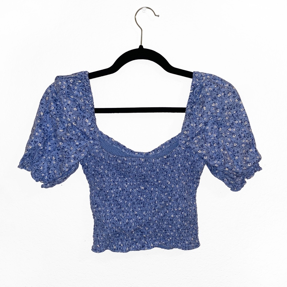 Abercrombie & Fitch Floral Puff Sleeve Top
